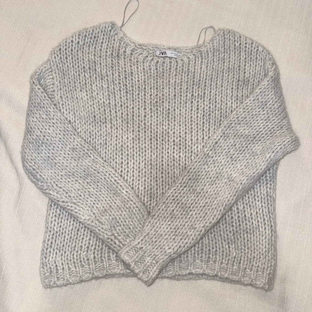 Zara Women's Wool and Alpaca Blend Knit Sweater